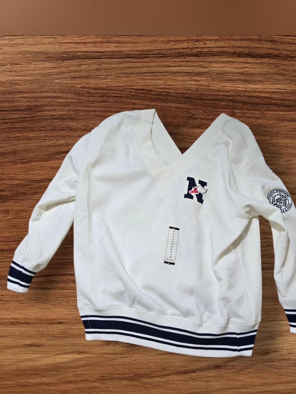 Nike Sail White V-neck Varsity Sweatshirt with Navy Stripes and 'N' Patch NWT - Picture 3 of 9
